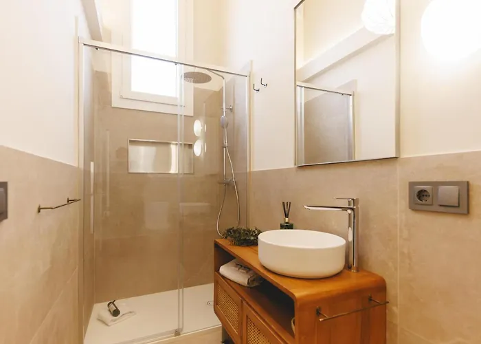 Bravissimo Pons I Marti, 2-bedroom Duplex * Gerona